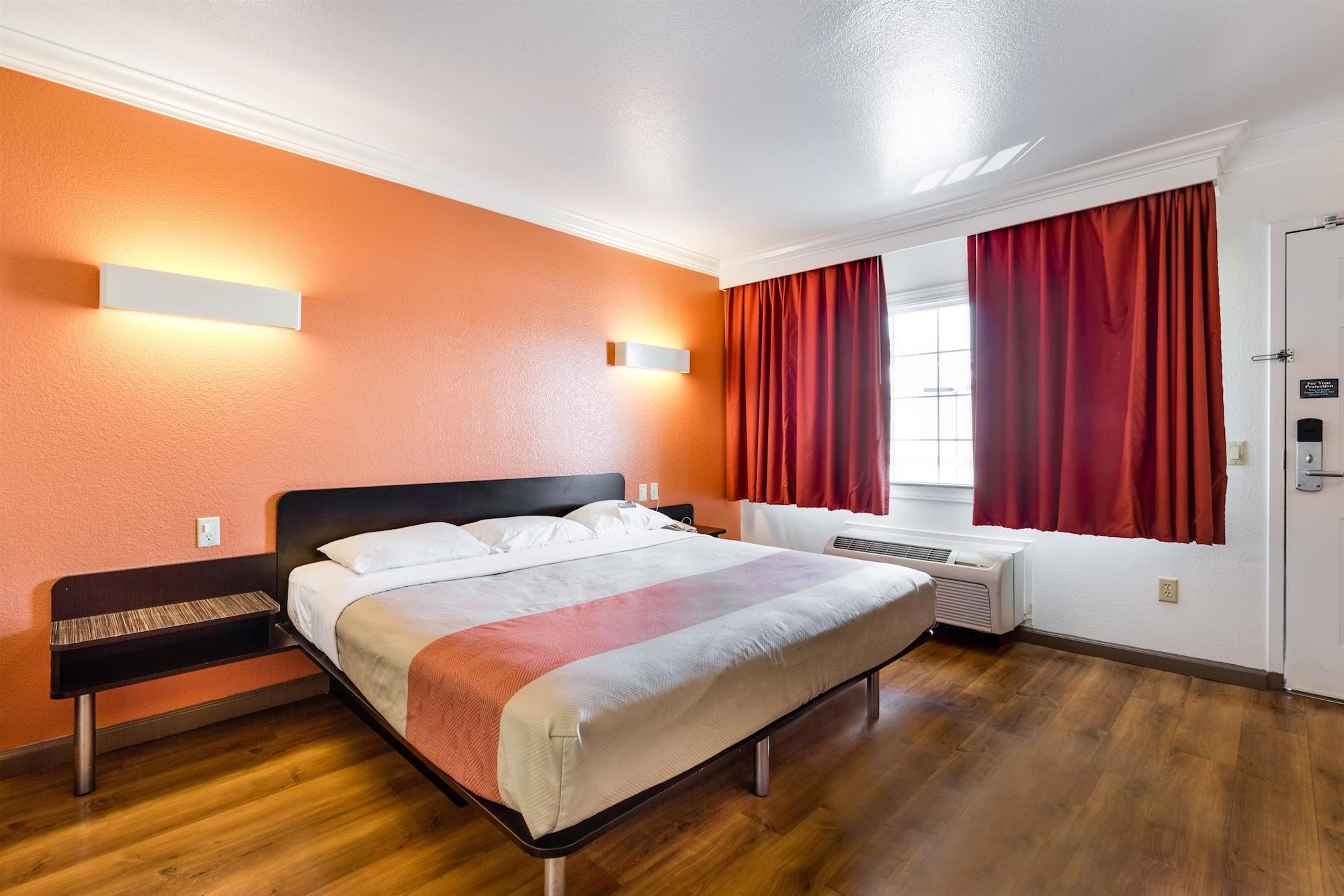 Motel 6-San Jose, Ca - Convention Center Dış mekan fotoğraf