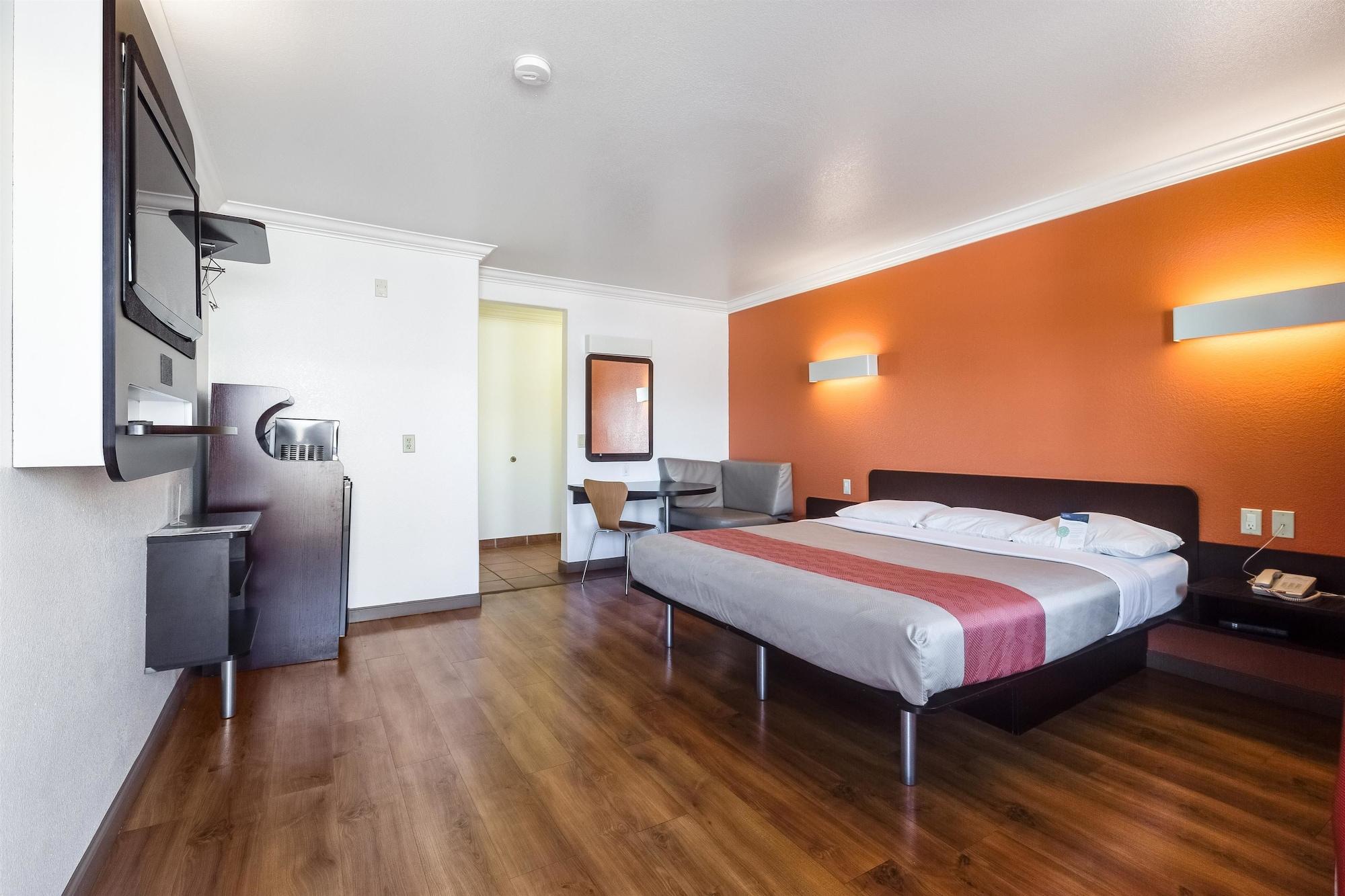 Motel 6-San Jose, Ca - Convention Center Dış mekan fotoğraf