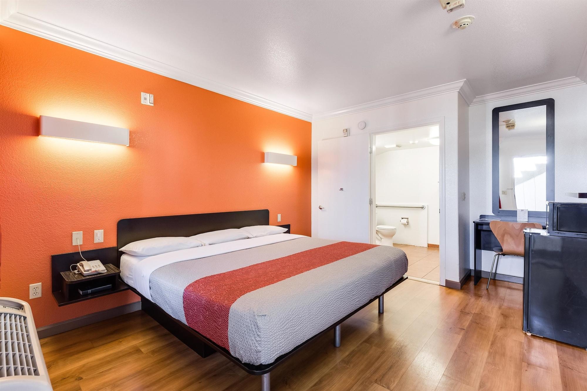 Motel 6-San Jose, Ca - Convention Center Dış mekan fotoğraf