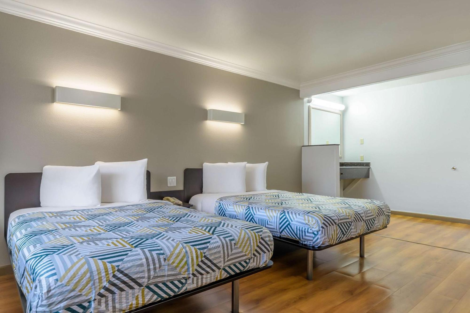 Motel 6-San Jose, Ca - Convention Center Dış mekan fotoğraf