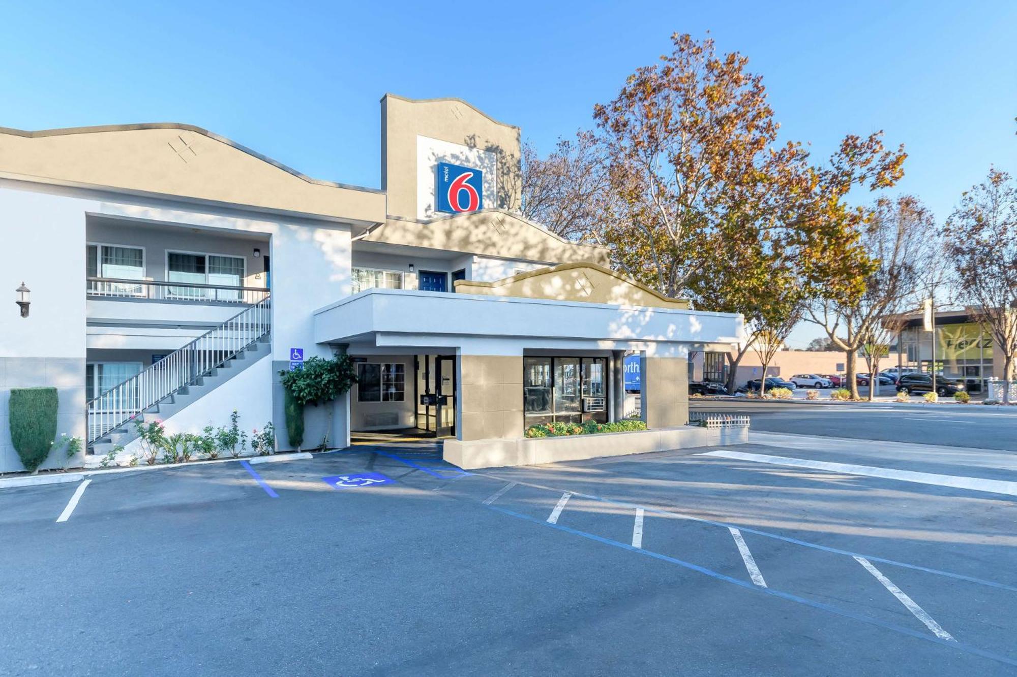 Motel 6-San Jose, Ca - Convention Center Dış mekan fotoğraf