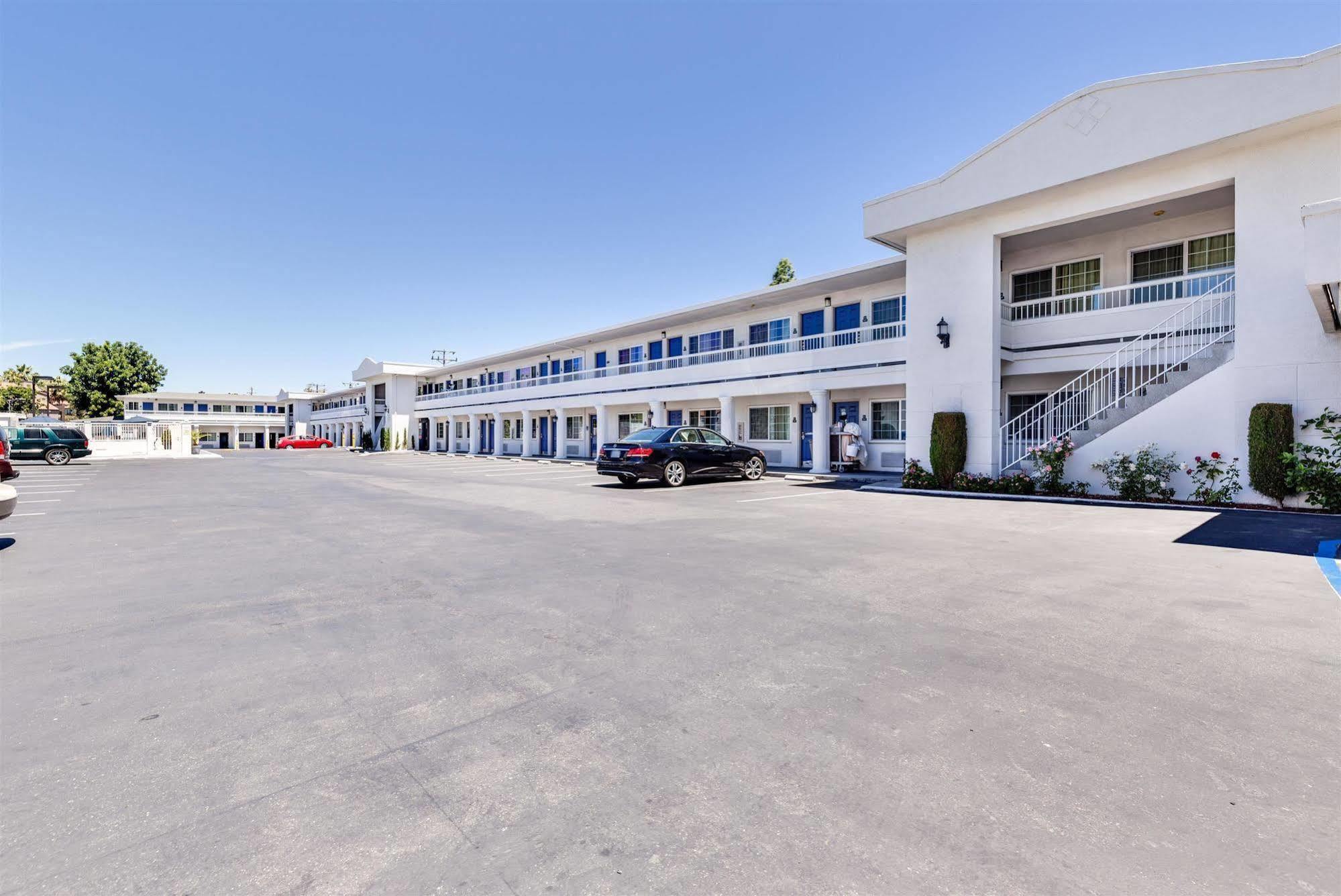 Motel 6-San Jose, Ca - Convention Center Dış mekan fotoğraf