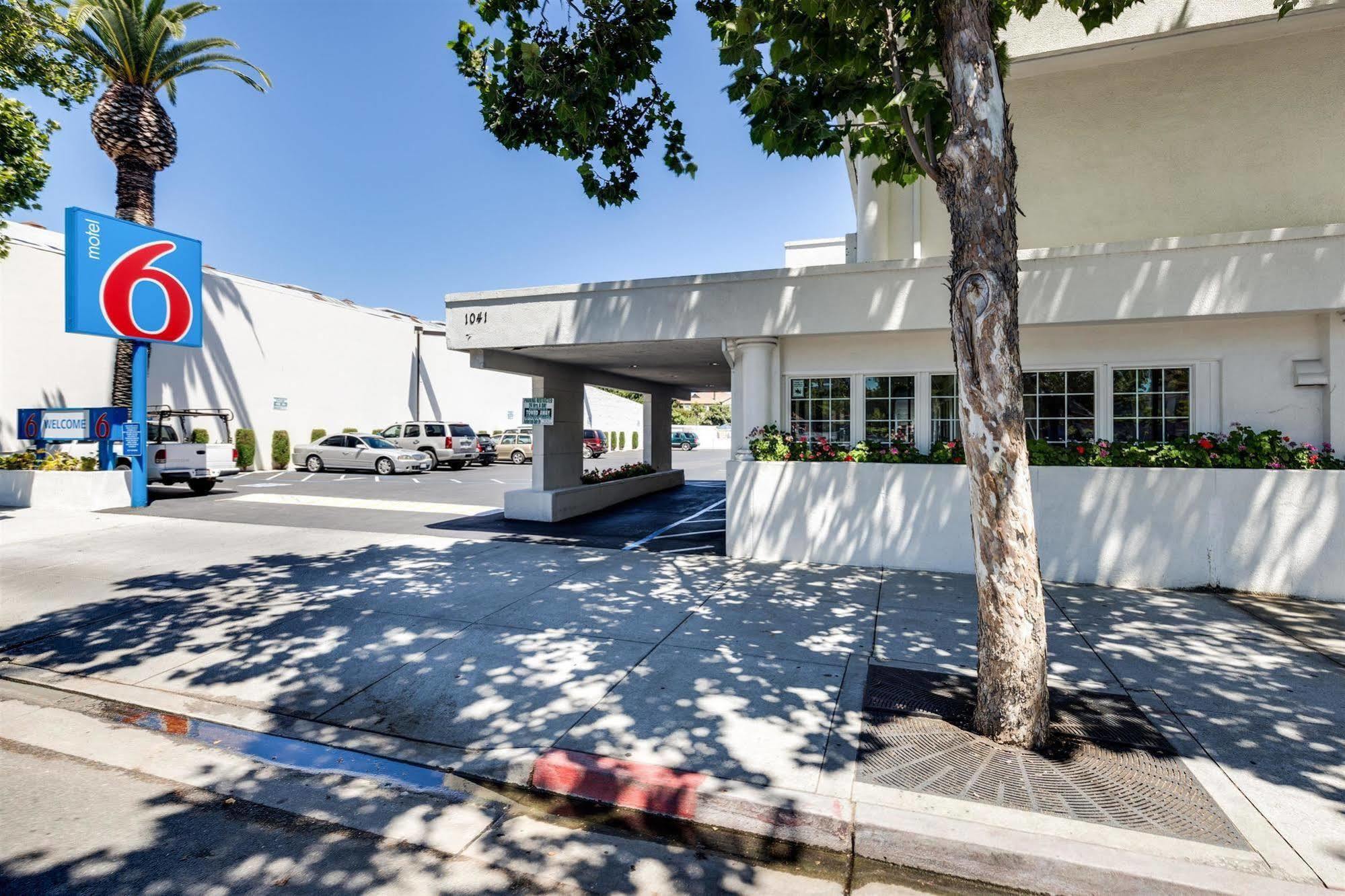 Motel 6-San Jose, Ca - Convention Center Dış mekan fotoğraf