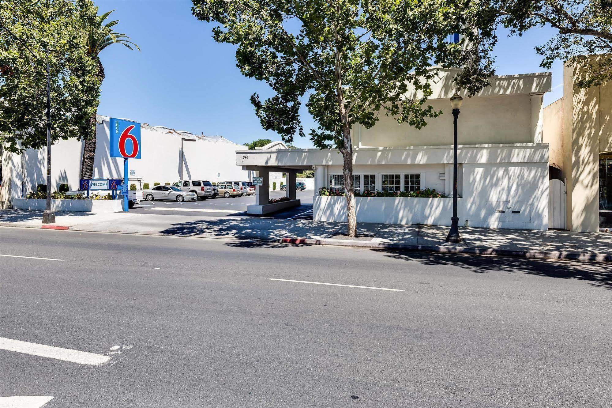 Motel 6-San Jose, Ca - Convention Center Dış mekan fotoğraf